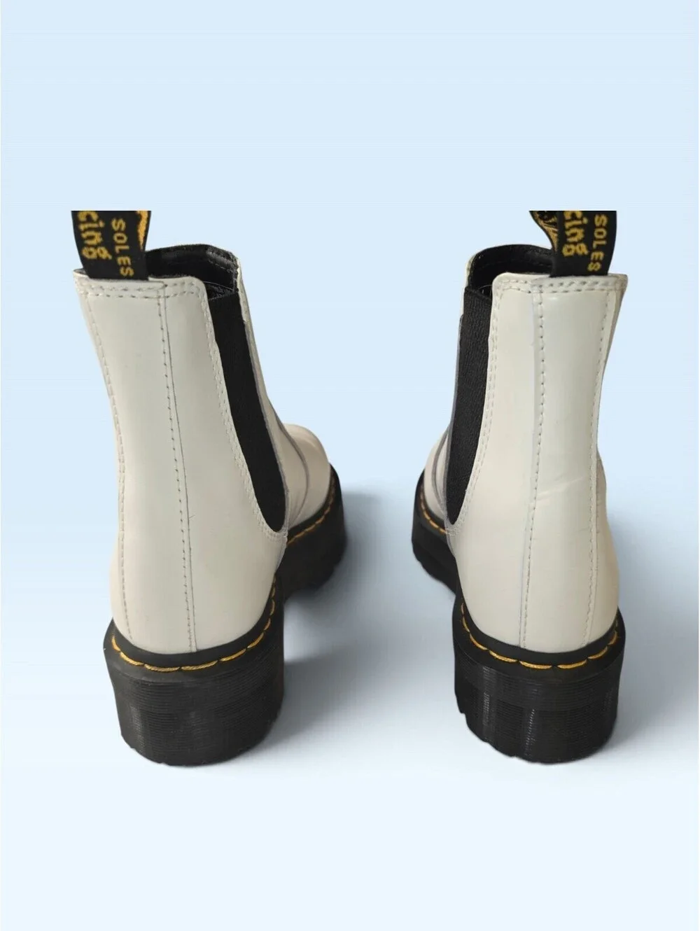 Dr. Martens Quad Platform Chelsea Boots White Leather Women's Size 6 US / 4 UK